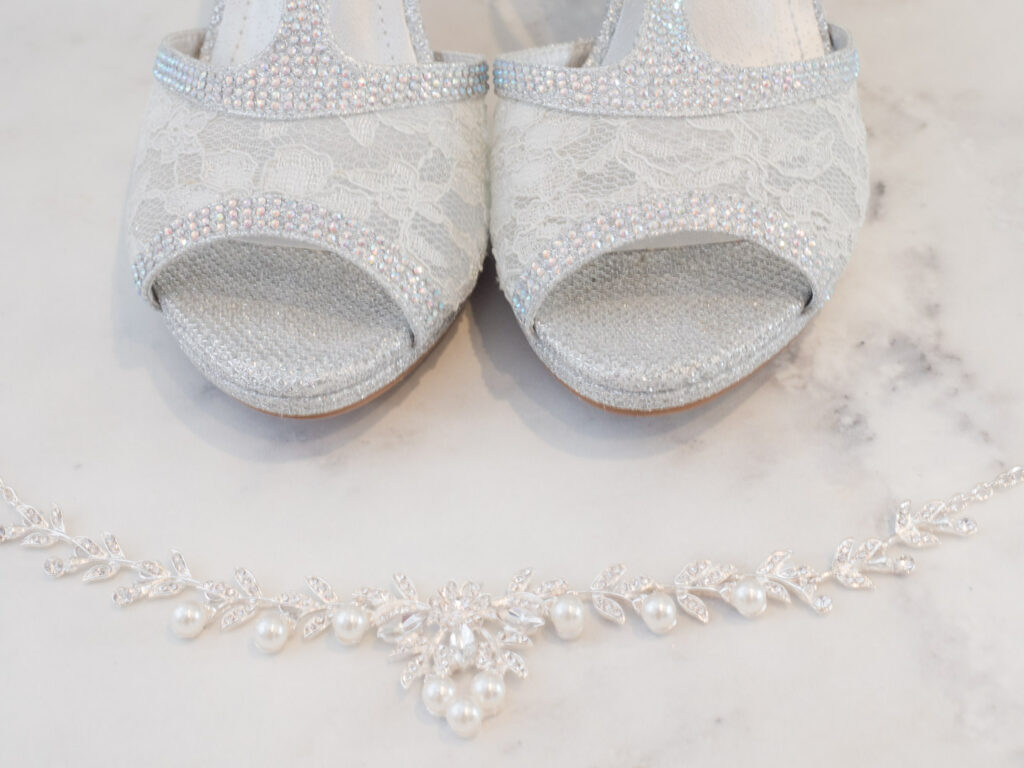 Weddign shoes and necklace