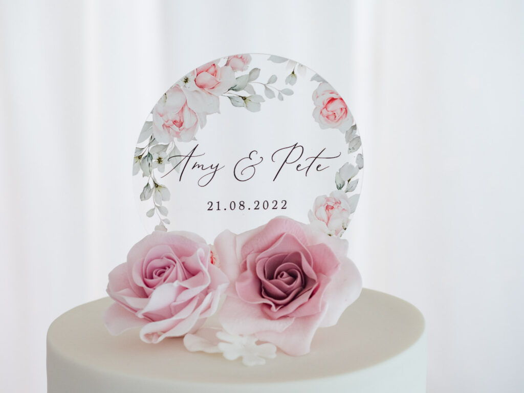 Sugar roses on top of wedding cake