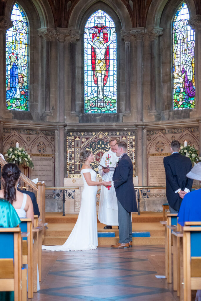 Bride and groom exchange vows in Warsash Church
