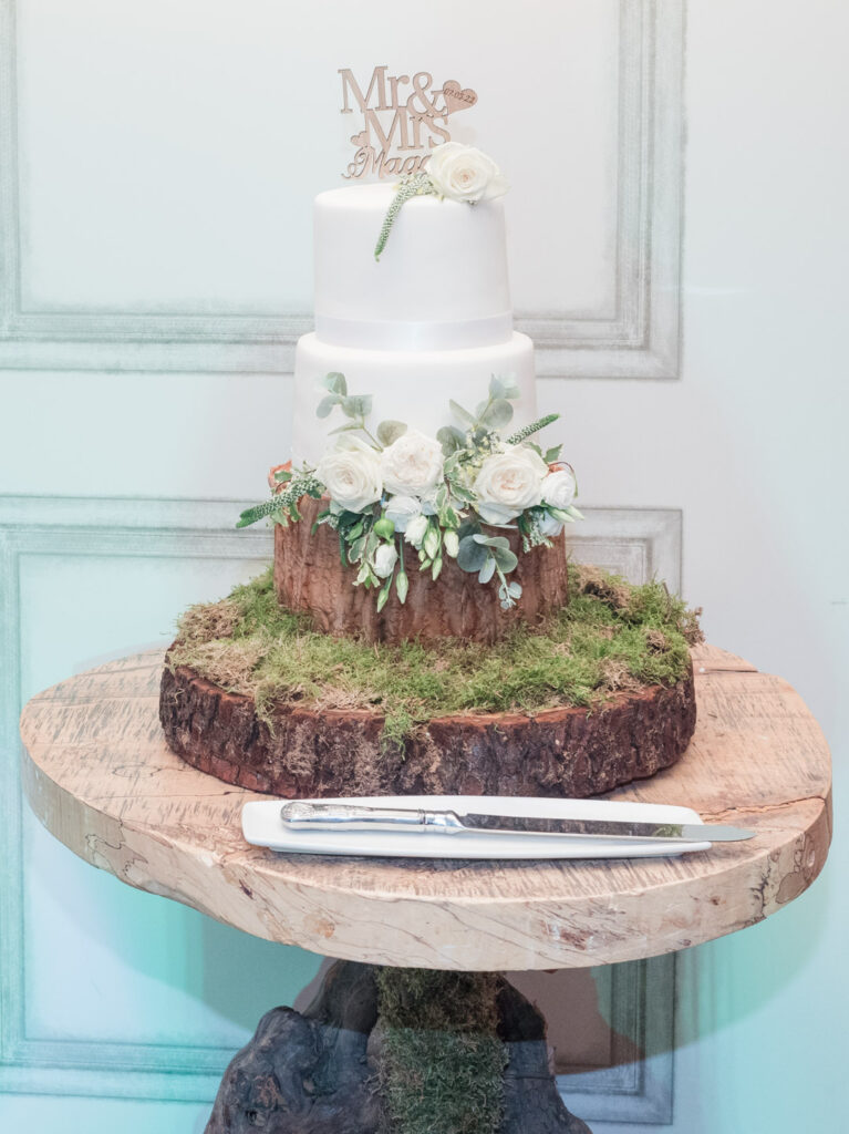 Woodland-themed wedding cake