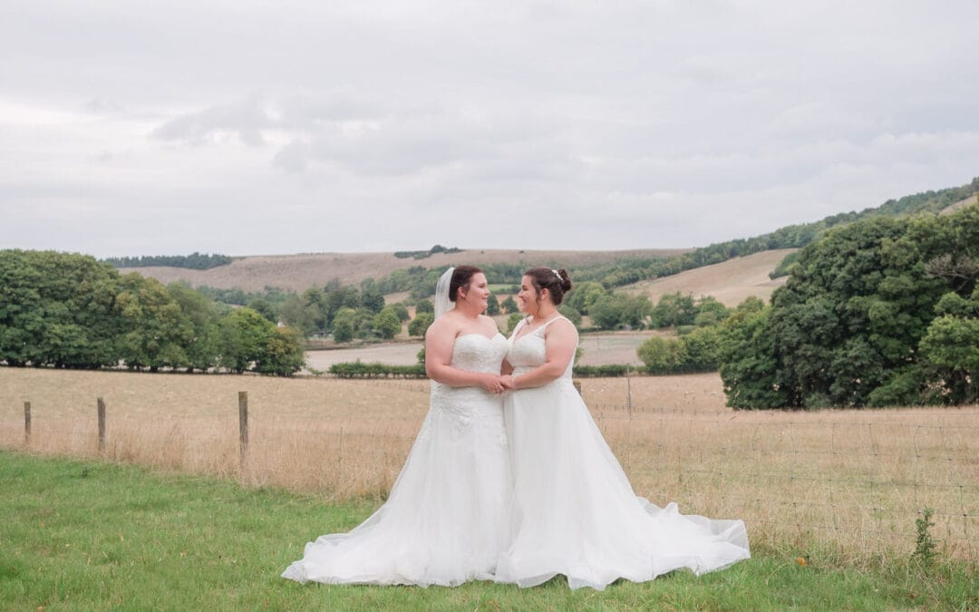 Beautiful Combe Manor Barns wedding for Jess and Kristie
